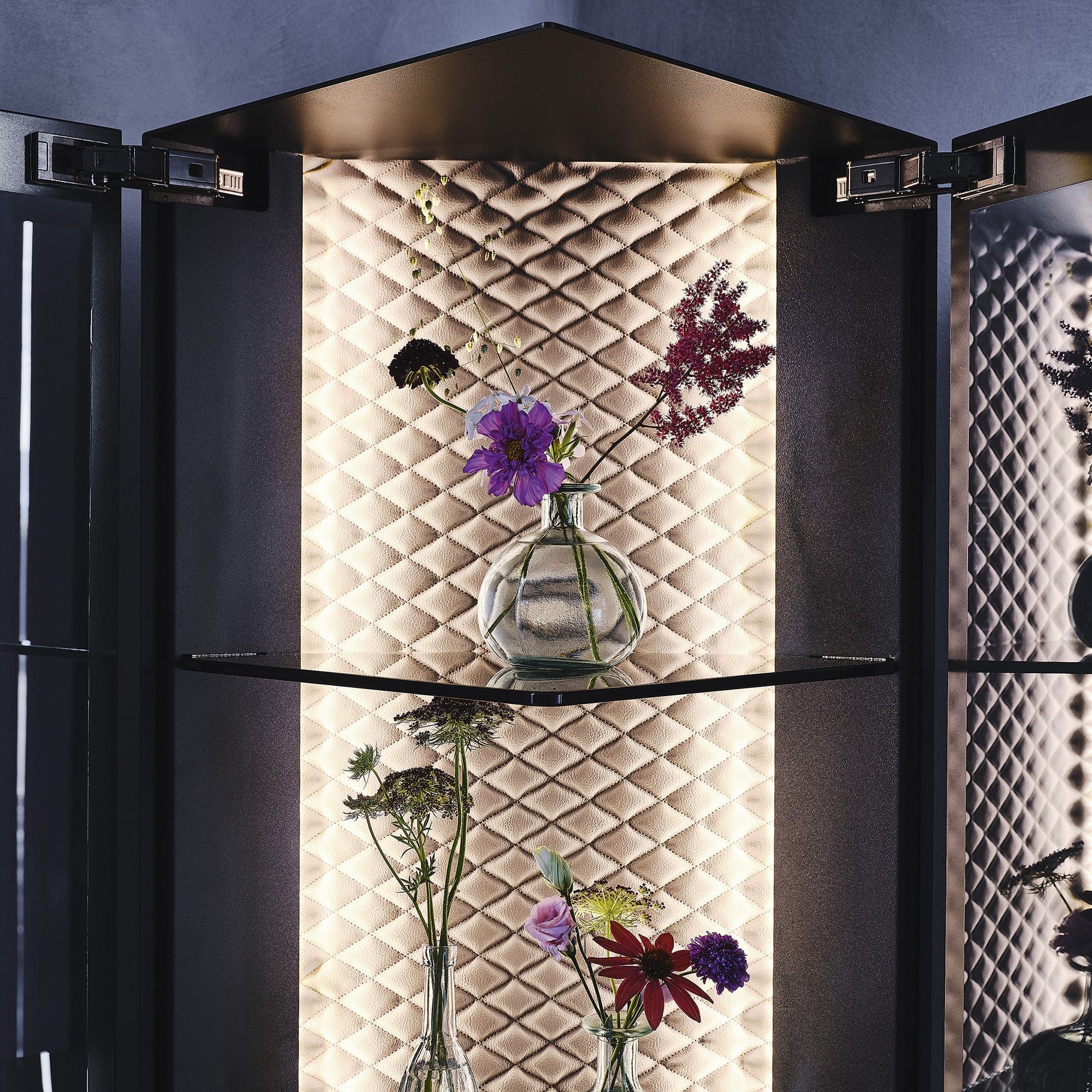 Cattelan Italia Atelier - Display Cabinet With LED Lighting - Image 6