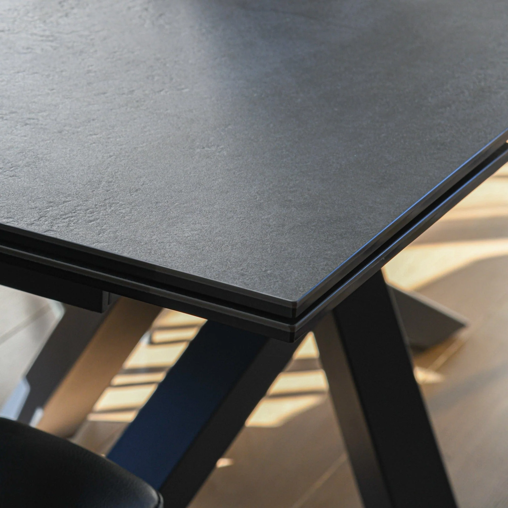 Pescara - Ceramic Extending Dining Table - Image 5