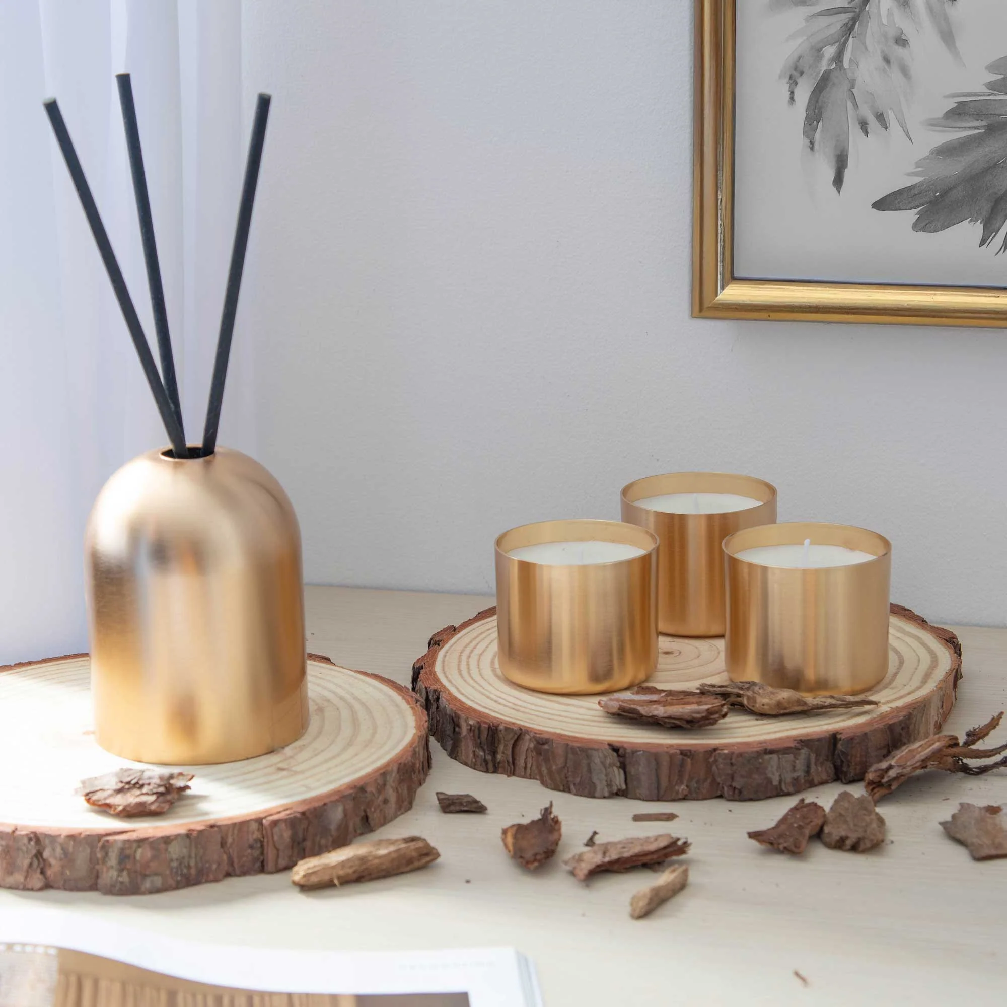 White Sandalwood - Gold Candles, Set of 3 - Image 5